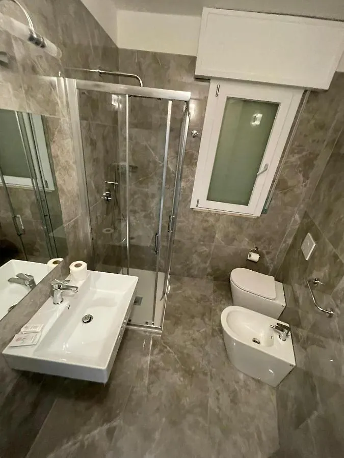 Hotel Lux B&B Milano Marittima